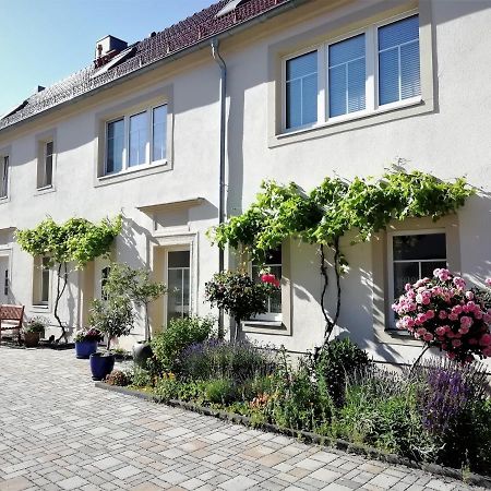 Ferienhof Graefe - 3-Seiten Hof Mit Grossem Garten, Pool & Sauna Meissen Ngoại thất bức ảnh